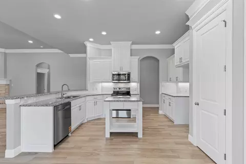 Kitchen - 833 Haley, Springtown, TX 76082 photo 3 of 3