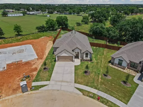 View/Area - 833 Haley, Springtown, TX 76082 photo 1 of 6