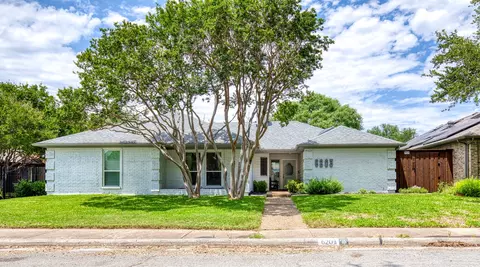 6203 Copperhill Dr, Dallas, TX 75248