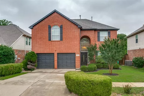 929 Green Pond Dr, Garland, TX 75040