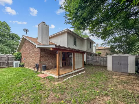 Exterior - 539 Mel Ct, Euless, TX 76039 photo 3 of 4