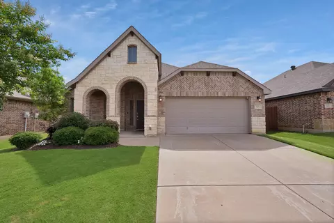 11913 Bellegrove Rd, Burleson, TX 76028