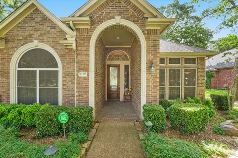 3102 Hidden Springs Dr, Corinth, TX 76210