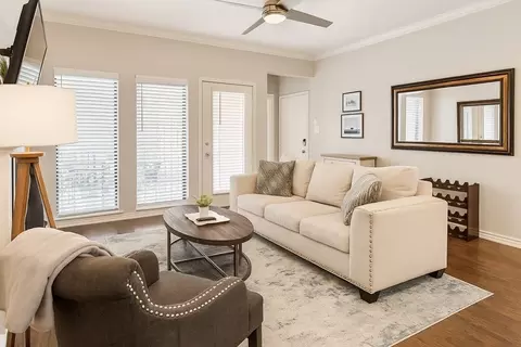 3105 San Jacinto #106, Dallas, TX 75204