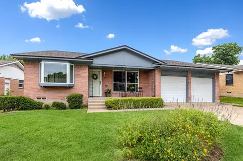 614 Decca Dr, Richardson, TX 75080