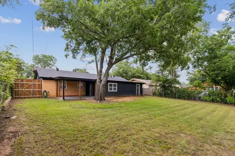 313 Yorkshire Dr, Euless, TX 76040 photo 25