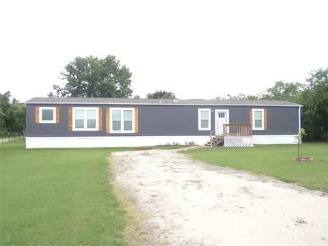 407 SE County Road 3040, Corsicana, TX 75109