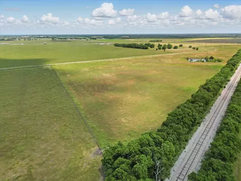 6534 County Road 1050, Celeste, TX 75423 photo 4