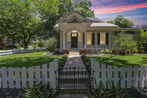 314 N Bradley St, Mckinney, TX 75069