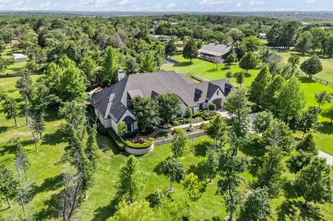 701 Cimarron Ct, Argyle, TX 76226