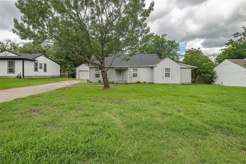 3208 Poplar St, Greenville, TX 75402