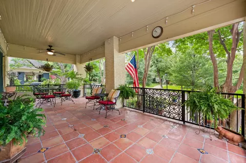 2307 5th Ave, Fort Worth, TX 76110