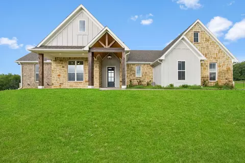 175 Lucky Ridge Ln, Boyd, TX 76023