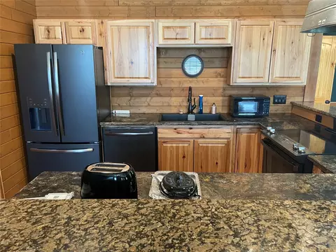 209 E Pine St, Nocona, TX 76255