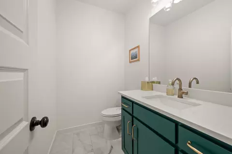 Bath - 1002 Meadow Bend Loop N, Grapevine, TX 76051 photo 3 of 6