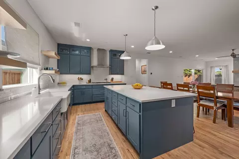 Kitchen - 1002 Meadow Bend Loop N, Grapevine, TX 76051 photo 5 of 6