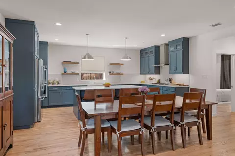 Kitchen - 1002 Meadow Bend Loop N, Grapevine, TX 76051 photo 2 of 6