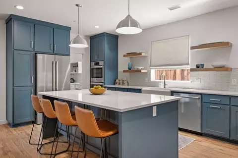 Kitchen - 1002 Meadow Bend Loop N, Grapevine, TX 76051 photo 1 of 6