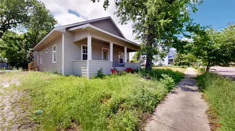 3307 Lee St, Greenville, TX 75401