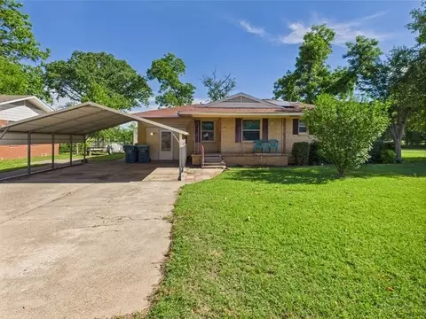 104 Sunny Ln, Athens, TX 75751