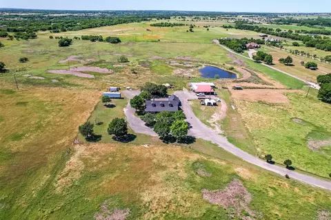 2403 Greathouse Rd, Waxahachie, TX 75167