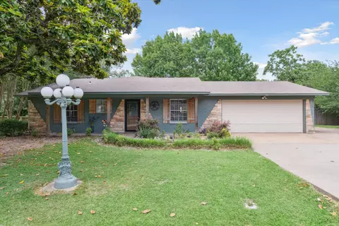 507 Cedar St, Edgewood, TX 75117