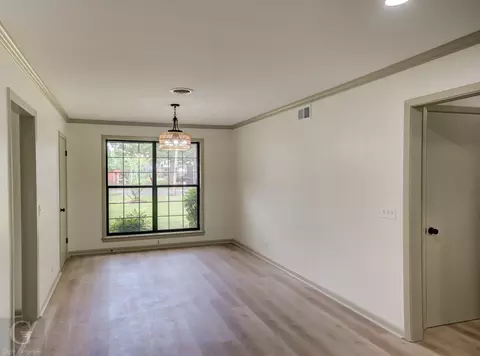 Dining - 808 East St, Minden, LA 71055 photo 1 of 1