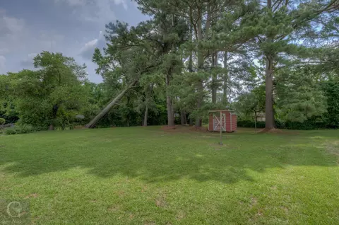 Exterior - 808 East St, Minden, LA 71055 photo 5 of 5