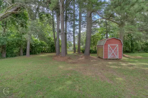 Exterior - 808 East St, Minden, LA 71055 photo 3 of 5