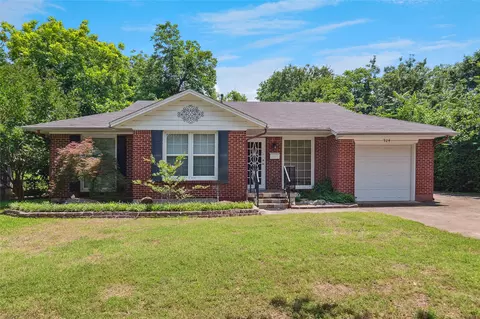 924 Old Orchard Rd, Garland, TX 75041