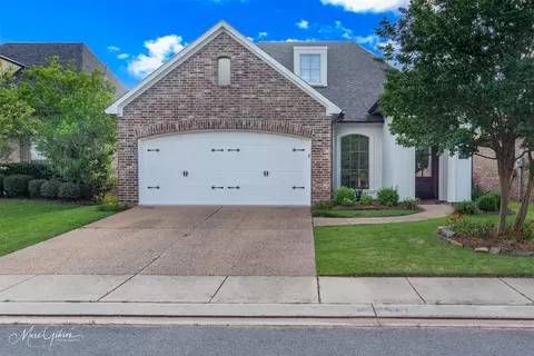 302 Cranbrook Ct, Bossier City, LA 71111