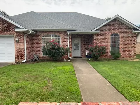 609 Mustang, Mount Vernon, TX 75457