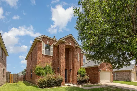 2038 La Salle Trl, Grand Prairie, TX 75052
