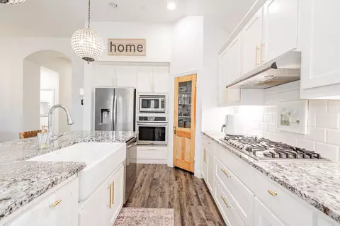 1406 Darlington Ln, Forney, TX 75126
