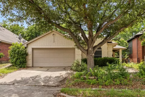 7421 Buckskin Ct, Fort Worth, TX 76137