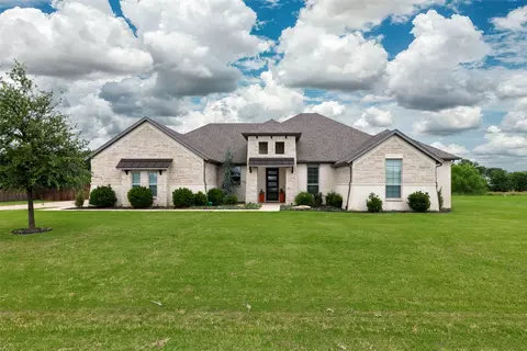 10908 Chriswood Dr, Crowley, TX 76036
