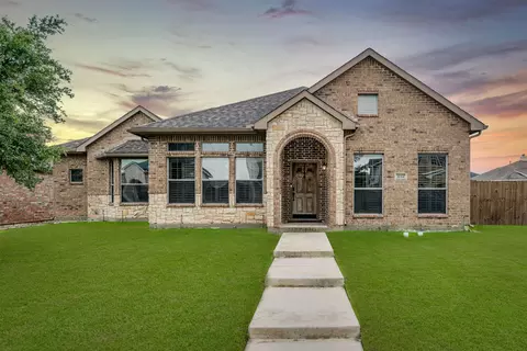 3159 Market Center Dr, Rockwall, TX 75032