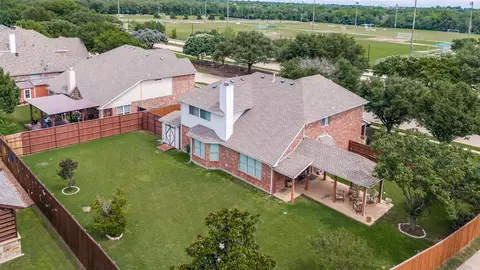 3801 Emerald Park Dr, Corinth, TX 76208
