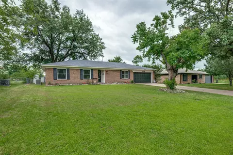1434 Southland St, Sulphur Springs, TX 75482