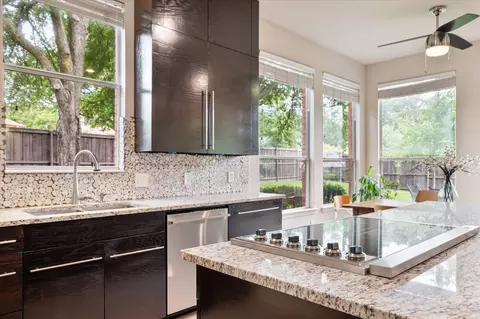 540 Rosedale St, Highland Village, TX 75077