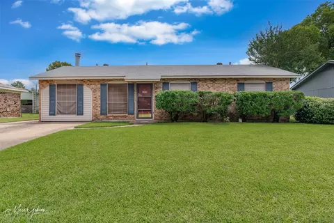 3425 Ponderosa Dr, Bossier City, LA 71112