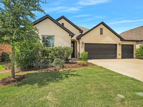 9713 Excursion Dr, Little Elm, TX 75068