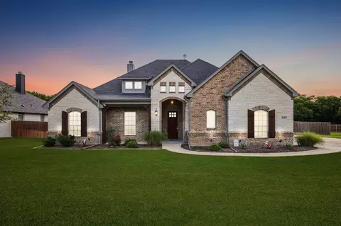 8900 Hidden Pond St, Justin, TX 76247