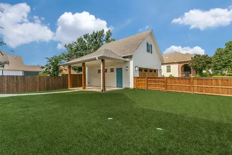 428 E Wall St, Grapevine, TX 76051 photo 37