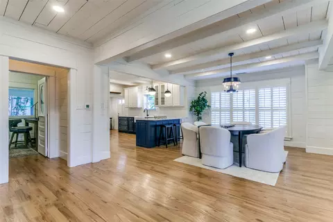 428 E Wall St, Grapevine, TX 76051 photo 14