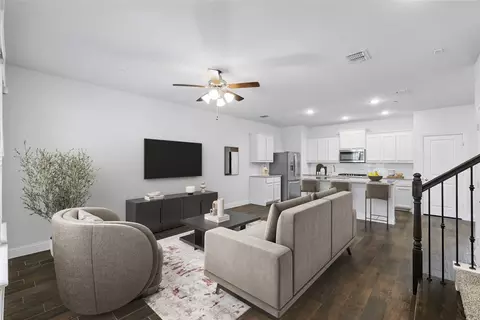 6804 Meadow Crest Dr, North Richland Hills, TX 76180