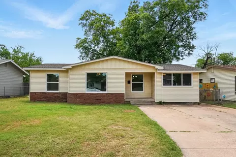 1942 Woodard St, Abilene, TX 79605