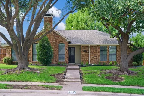 2035 Robin Hill Ln, Carrollton, TX 75007