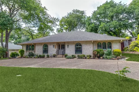 10835 Lubbock Dr, Dallas, TX 75238