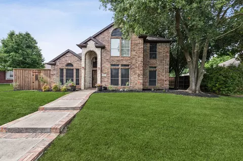 5612 Mckinley Ln, Richardson, TX 75082